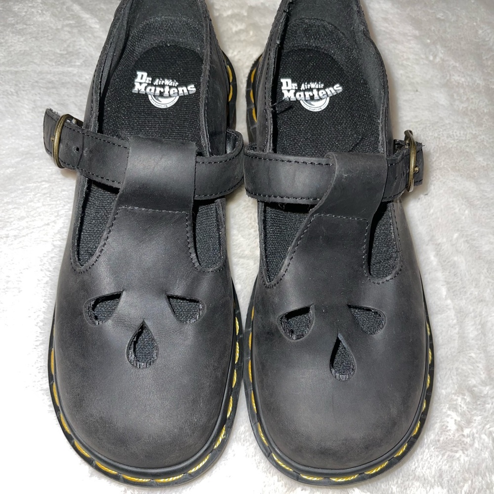 Vintage Dr Marten’s Teardrop Suede Mary Jane Shoes 
UK size 4  US women 6